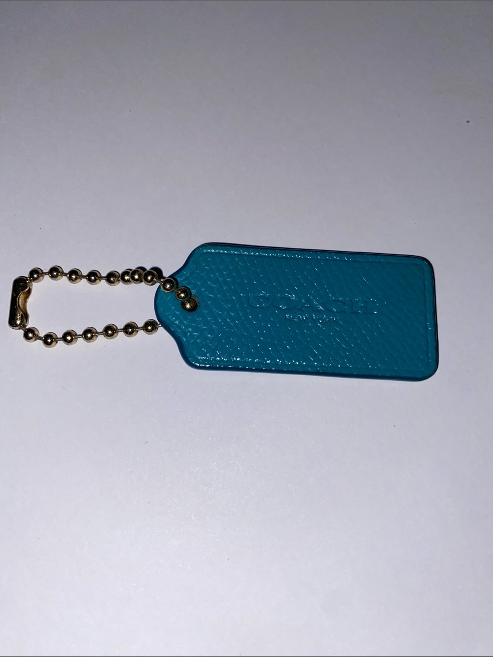 Vintage Coach Teal Blue Pebbled Leather Hang Tag with Gold Chain 2” X 1” - Picture 4 of 4